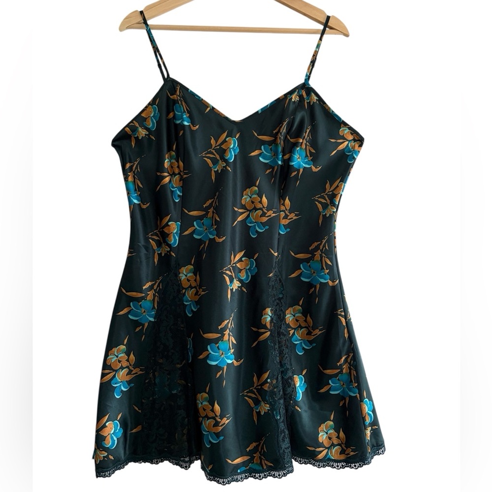 Vintage Victorias Secret Floral Satin Lace Slip Dress Coquette Chemise Y2K Sz L